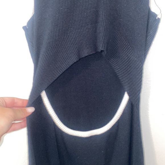 Women's Cutout Crew Neck Sleeveless Tank Slit Ribbed Bodycon Midi Dress - Picture 4 of 5